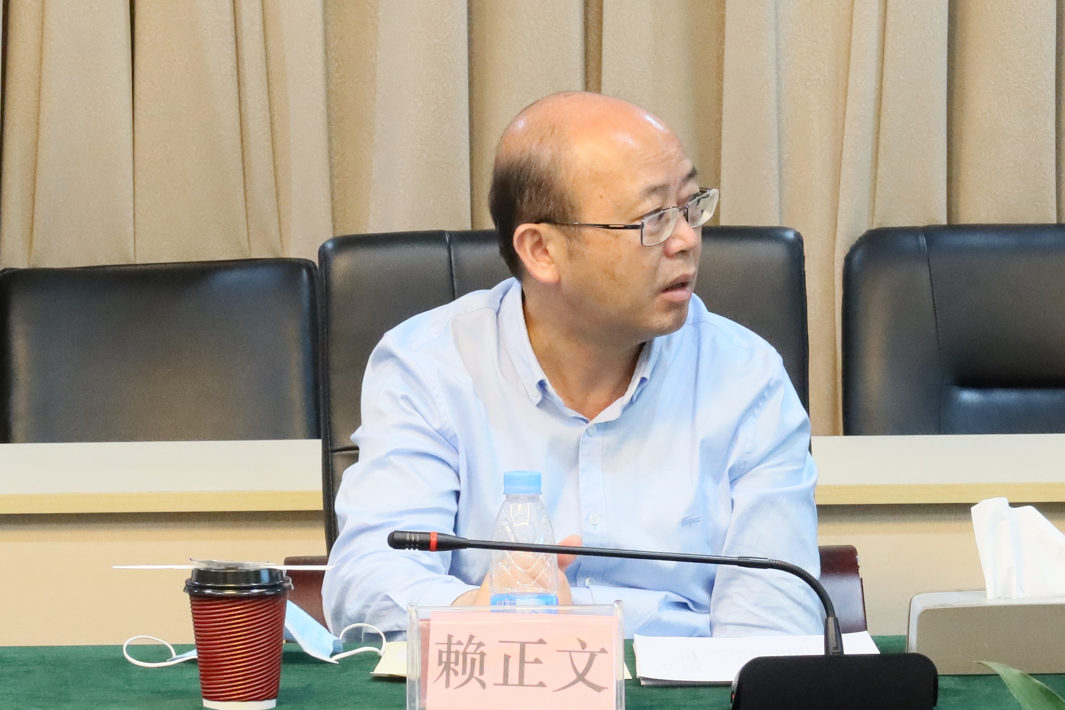 赖正文副市长听完王文昭的介绍后表示很震撼,离网式